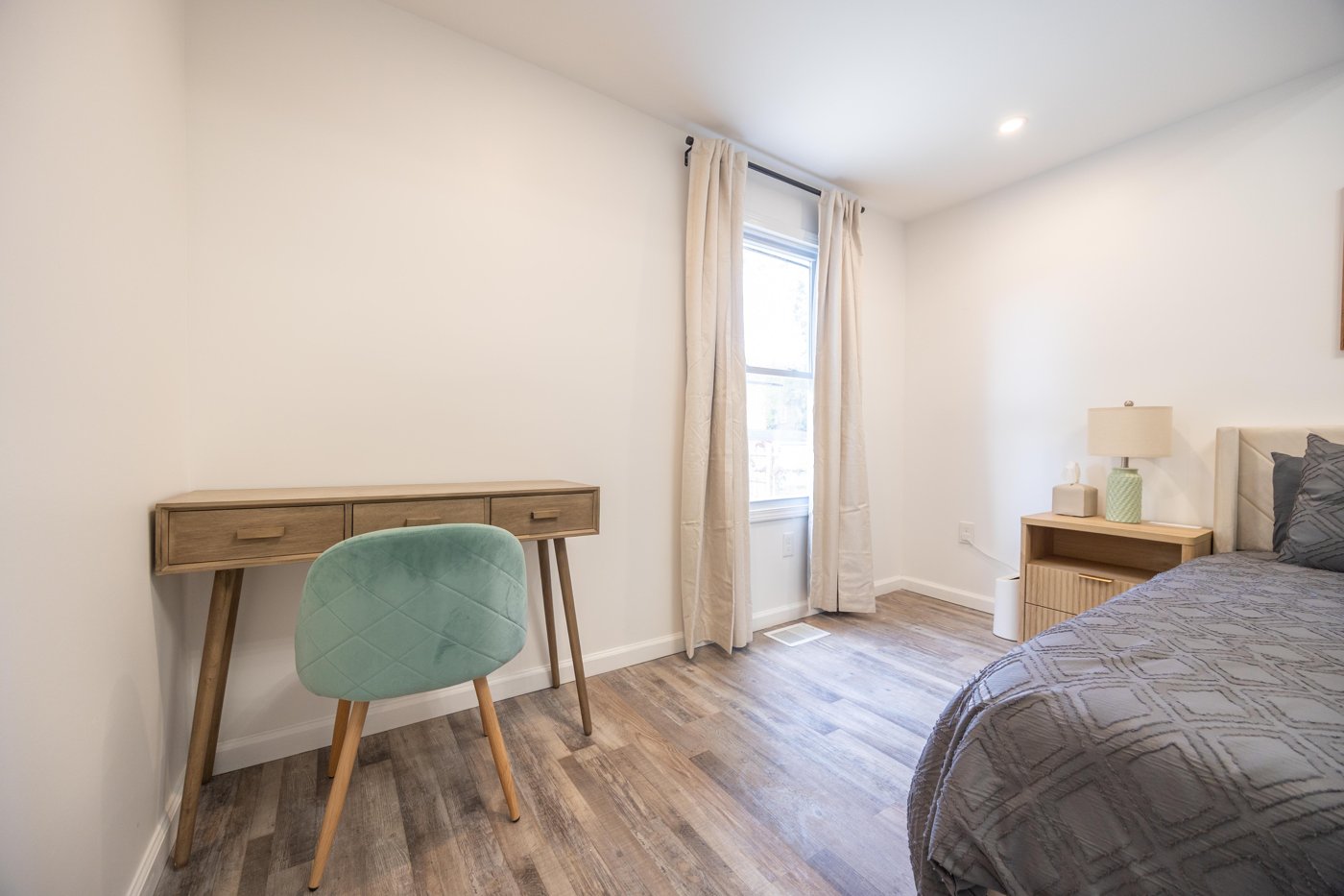 Bedroom workspace from the sample listing photo gallery