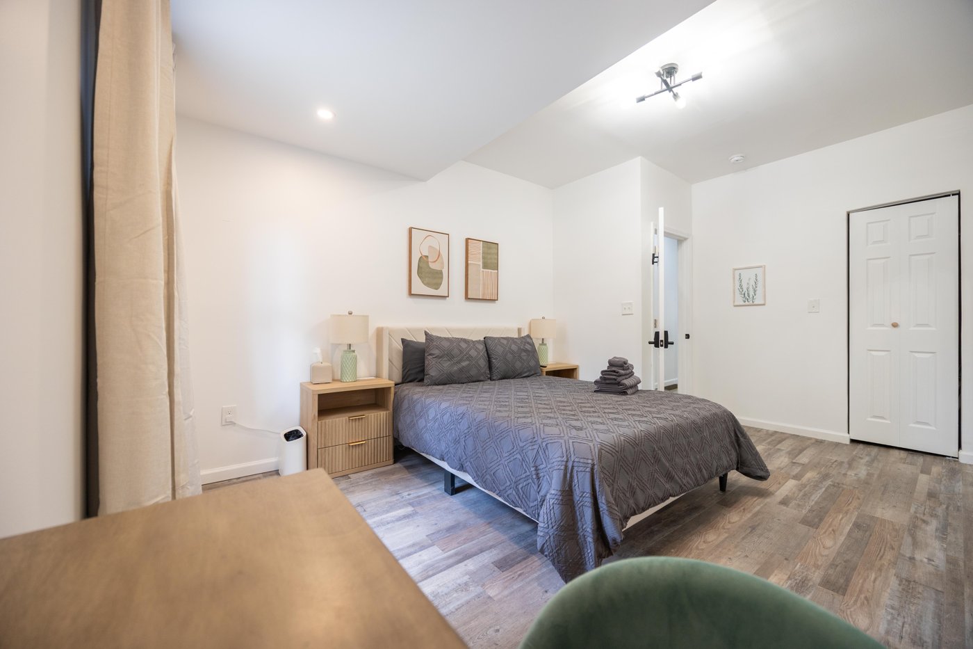 Bedroom from the sample listing photo gallery